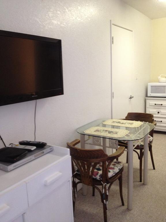 Okanagan Falls La Villa Motel الغرفة الصورة